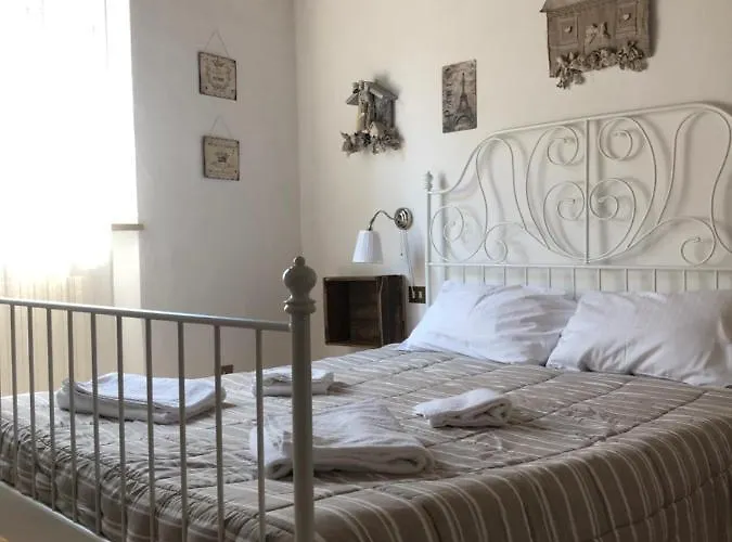 Pensjonat Ai Leoni 2*