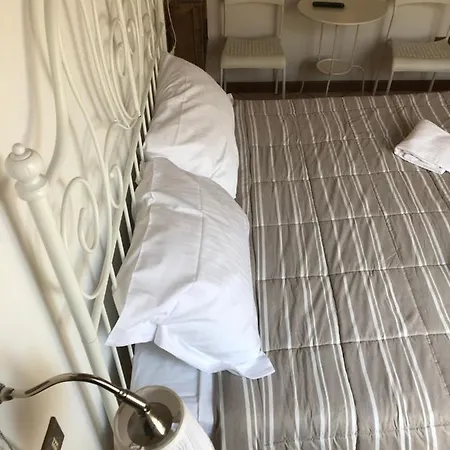 Vendégház Ai Leoni 2*