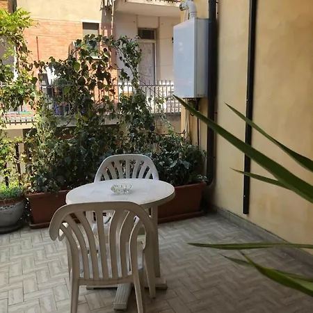 Ai Leoni Guest house 2*