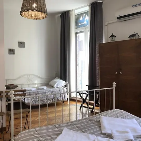 Ai Leoni Guest house 2*