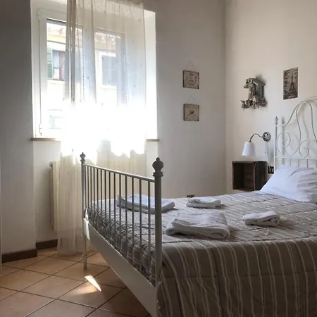 Guest house Ai Leoni 2*