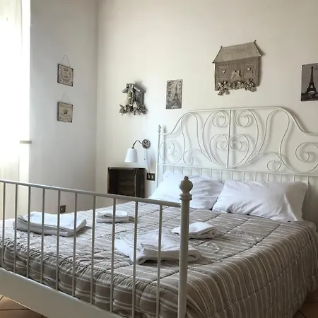 Vendégház Ai Leoni Verona