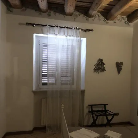 艾莱奥尼公寓 2*