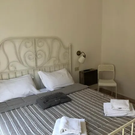 Ai Leoni Vendégház Verona