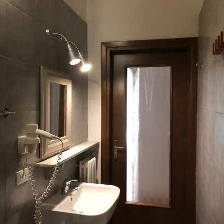 Gasthuis Ai Leoni Verona